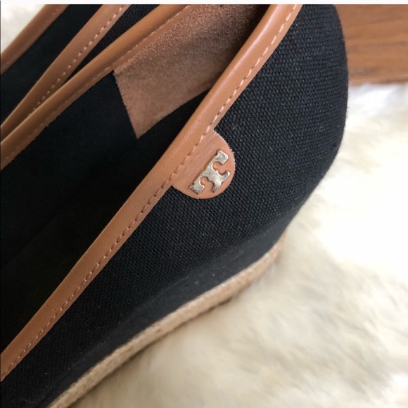 NEW Tory Burch Black Tan Majorca Logo Wedge Sandal - Picture 5 of 7